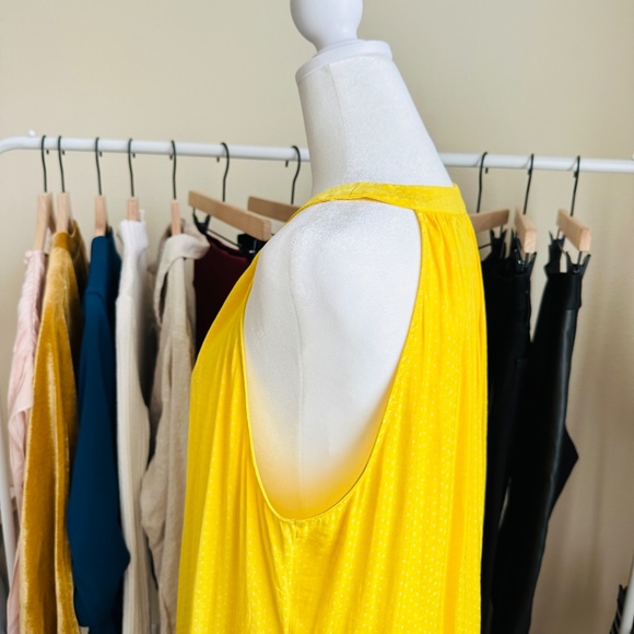 CAbi  |  Sunshine reversible tank blazing yellow size M - Picture 8 of 10